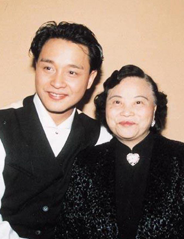 张国荣和妻子照片图片