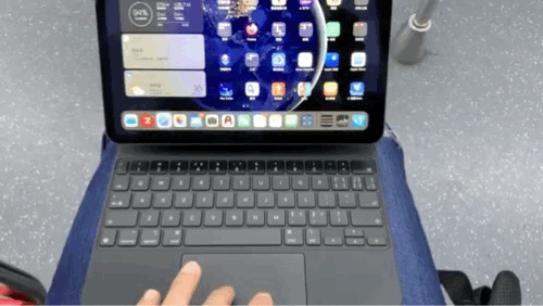 苹果iPad新款Magic keyboard妙控键盘上手实测，手感很奇妙